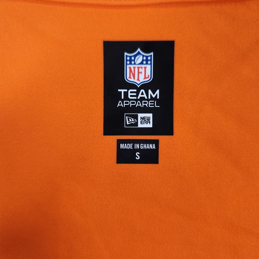 New Era Women's S Orange Long Sleeve Crop Top Cleveland Browns NFL Football NWT - Picture 3 of 10